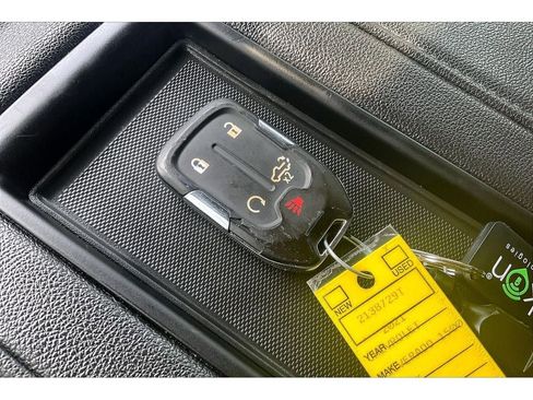 Used 2021 Chevrolet Silverado 1500 LTZ w/ Safety Package II AWD/4WD image 13