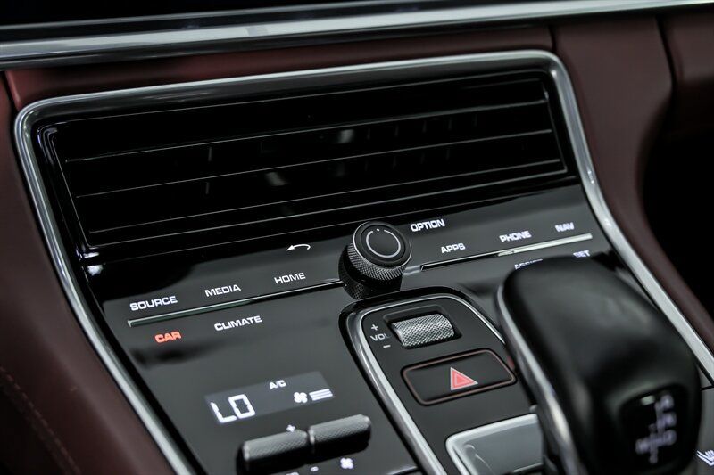 Used 2020 Porsche Panamera GTS AWD/4WD image 36