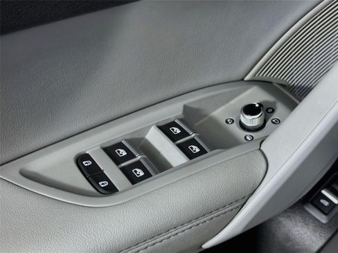 Used 2024 Audi Q5 2.0T Prestige AWD/4WD image 20