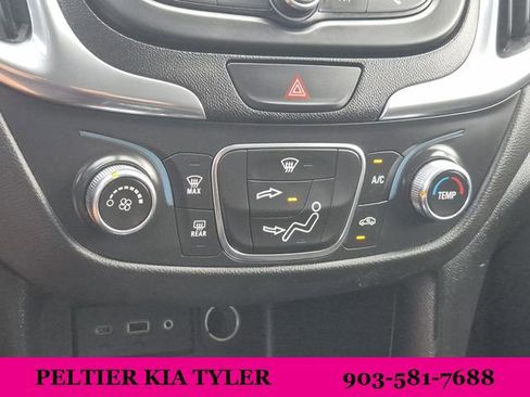 Used 2021 Chevrolet Equinox LT image 37