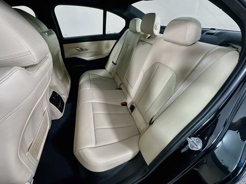 Used 2022 BMW 330i Sedan RWD image 25