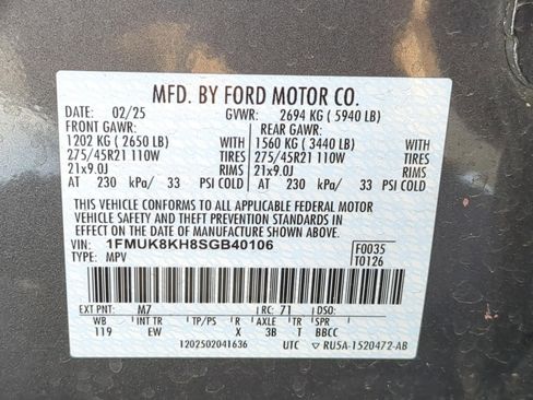 Used 2025 Ford Explorer ST-Line w/ ST-Line Street Pack image 37