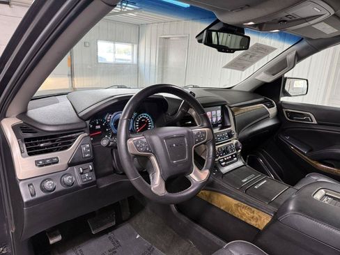 Used 2017 GMC Yukon XL Denali w/ Open Road Package AWD/4WD image 18