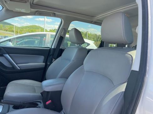 Used 2015 Subaru Forester 2.5i Limited w/ Popular Package #1 AWD/4WD image 10