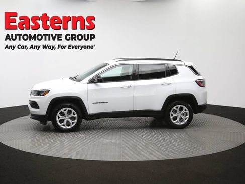 Used 2024 Jeep Compass Latitude AWD/4WD image 54