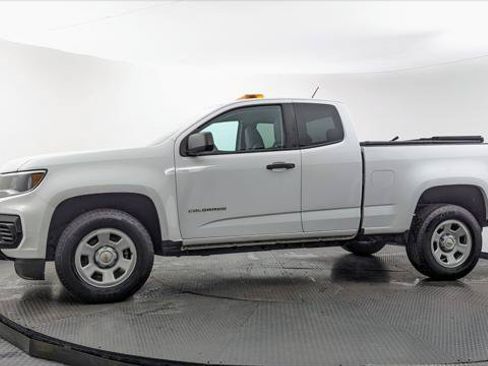 Used 2021 Chevrolet Colorado W/T RWD image 3