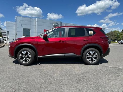 Certified 2023 Nissan Rogue SV AWD/4WD image 2
