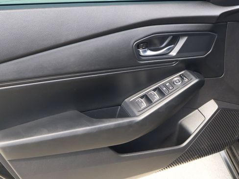Used 2025 Honda Accord SE image 15