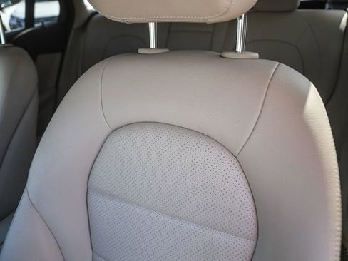 Used 2019 Mercedes-Benz GLC 300 image 26