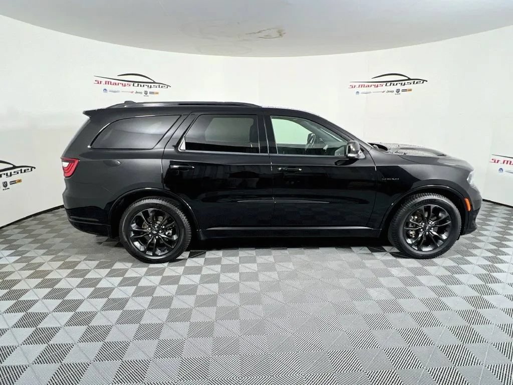 Used 2023 Dodge Durango R/T AWD/4WD image 9