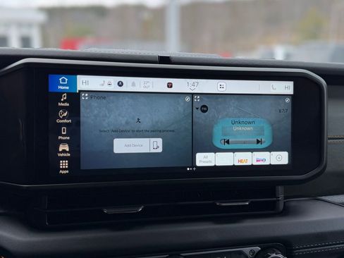 Used 2025 Jeep Gladiator Mojave w/ Safety Group image 15