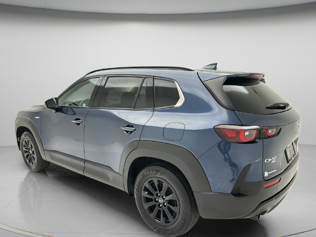 Used 2025 MAZDA CX-50 AWD 2.5 Hybrid w/ Premium Pkg image 4
