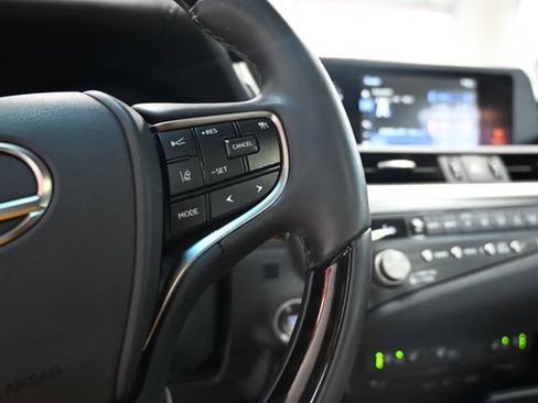 Used 2021 Lexus ES 250 w/ Premium Package AWD/4WD image 26