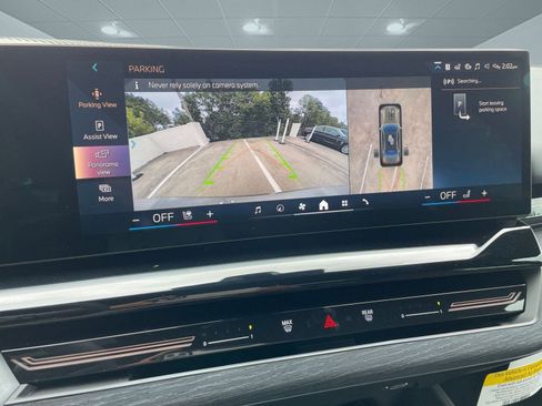 Used 2026 BMW 530i w/ Premium Package image 26