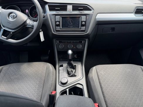 Used 2020 Volkswagen Tiguan S AWD/4WD image 11