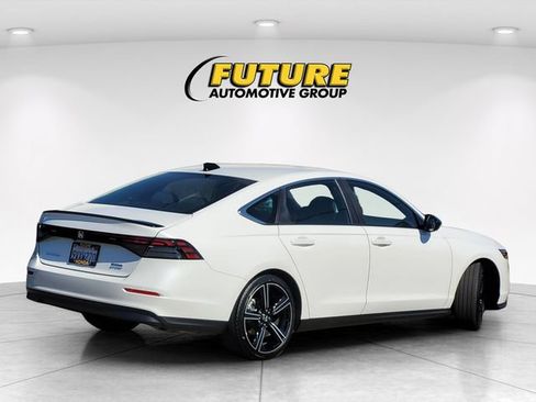 Certified 2025 Honda Accord Sport image 4