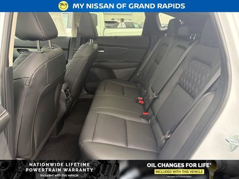 New 2026 Nissan Murano Platinum w/ Cargo Package AWD/4WD image 23