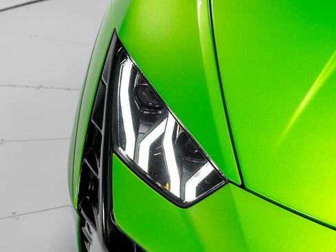 Used 2024 Lamborghini Huracan Tecnica RWD image 41