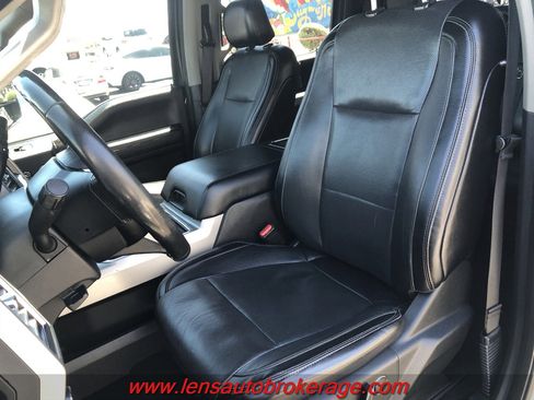 Used 2017 Ford F450 Lariat AWD/4WD image 16