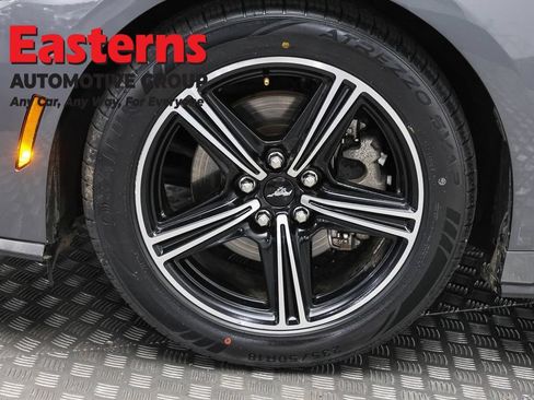 Used 2025 Ford Mustang Coupe RWD image 30