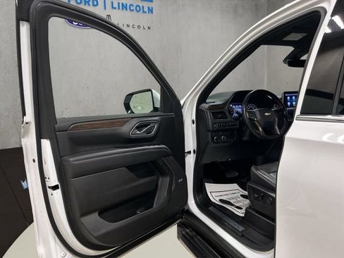 Used 2021 Chevrolet Tahoe High Country AWD/4WD image 11