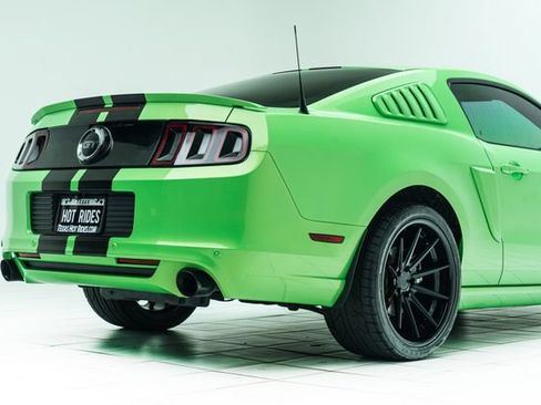 Used 2014 Ford Mustang GT Premium w/ Electronics Package RWD image 14