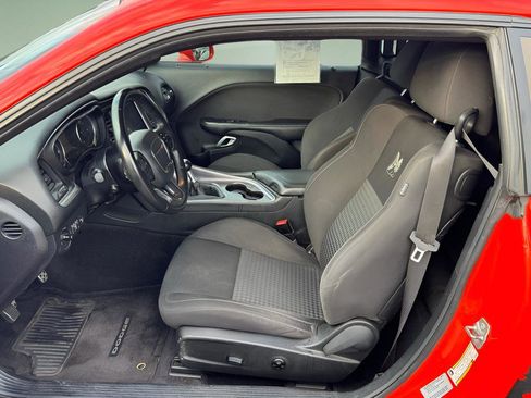 Used 2017 Dodge Challenger R/T Scat Pack image 31