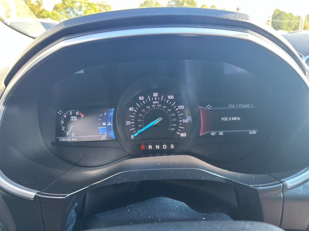 Used 2019 Ford Edge Titanium FWD image 21