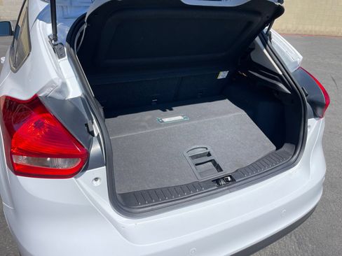 Used 2015 Ford Focus Electric Hatchback image 28