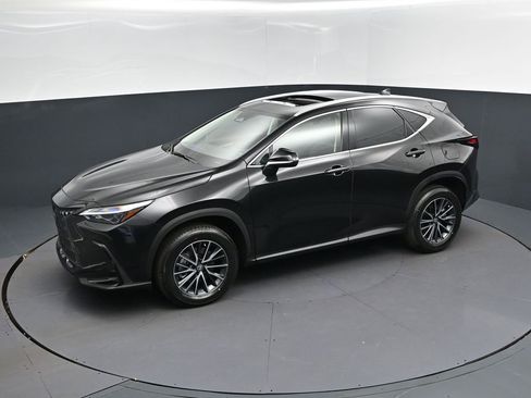 New 2026 Lexus NX 350 AWD image 31