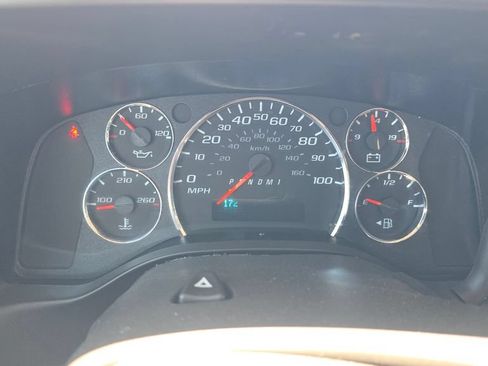Used 2024 GMC Savana 2500 w/ Driver Convenience Package RWD image 16