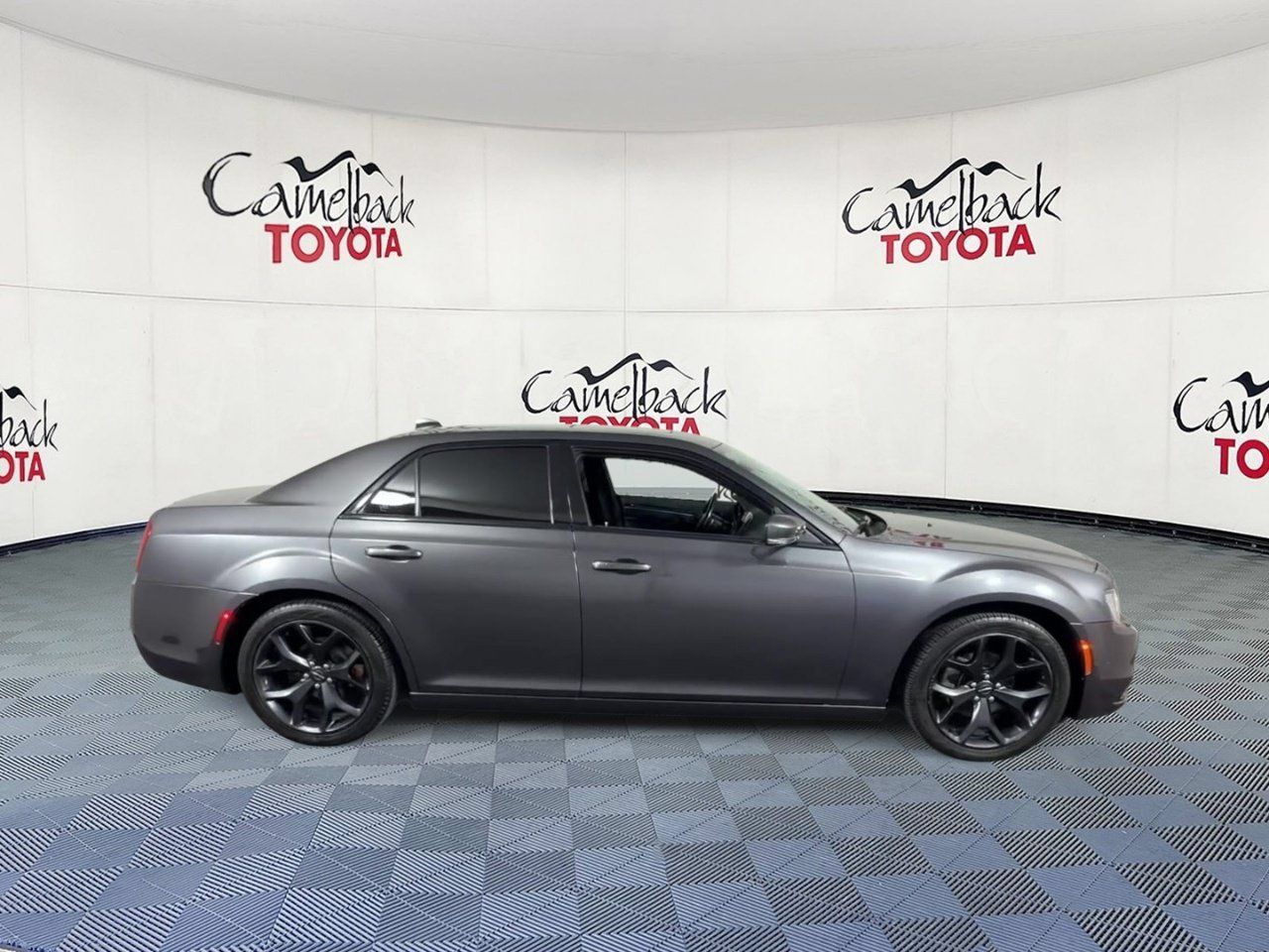 Used 2021 Chrysler 300 S RWD image 4