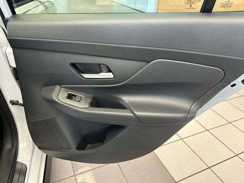 New 2026 Nissan Sentra SR w/ Floor Mat Package FWD image 43