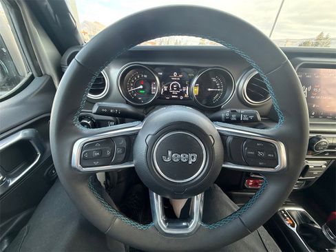 Used 2023 Jeep Wrangler Unlimited Rubicon 4xe image 22