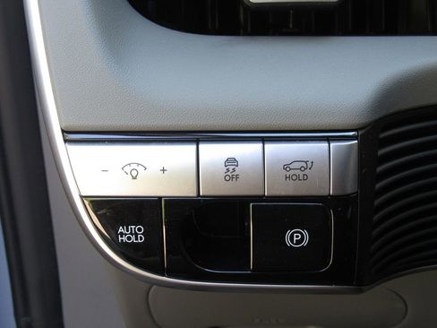 Used 2024 Hyundai Ioniq 5 SEL AWD/4WD image 34