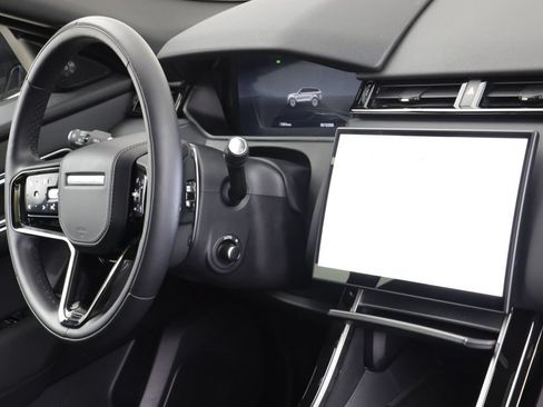 Certified 2026 Land Rover Range Rover Velar S AWD/4WD image 22