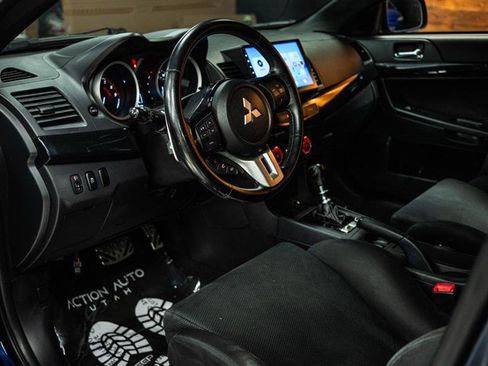 Used 2014 Mitsubishi Lancer Evolution MR image 7