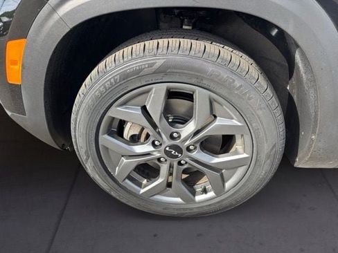 Certified 2024 Kia Seltos LX AWD/4WD image 9