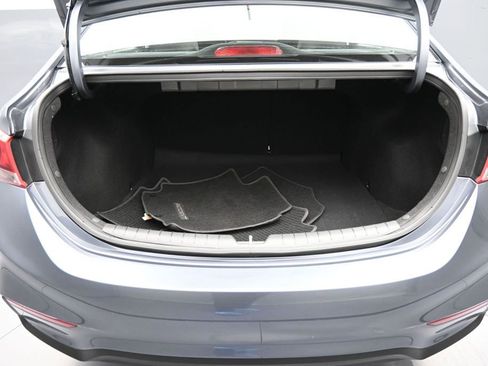 Used 2019 Hyundai Accent SE FWD image 21