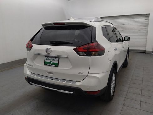Used 2020 Nissan Rogue SV FWD image 9