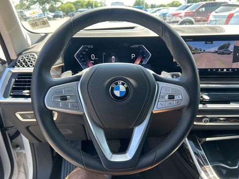 Used 2026 BMW X7 xDrive40i AWD/4WD image 12