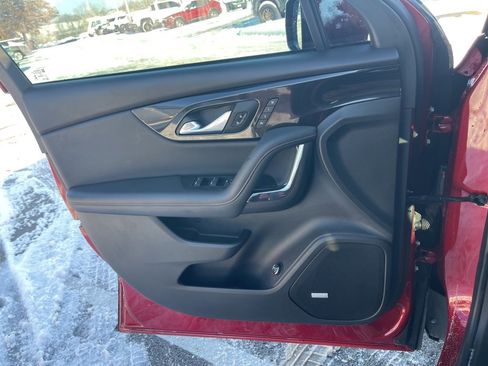 Certified 2024 Chevrolet Blazer RS w/ Driver Confidence II Package image 31