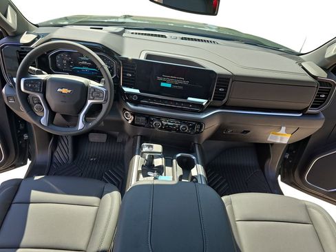 New 2026 Chevrolet Silverado 1500 LTZ w/ LTZ Premium Package image 9