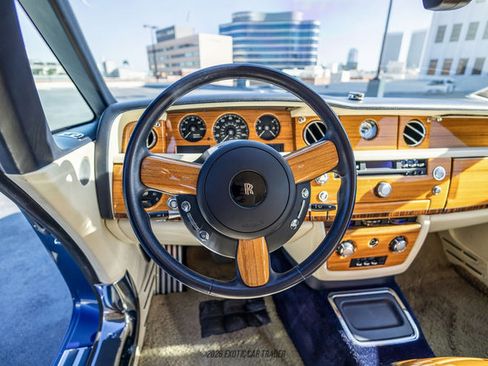 Used 2010 Rolls-Royce Phantom Drophead Coupe RWD image 75