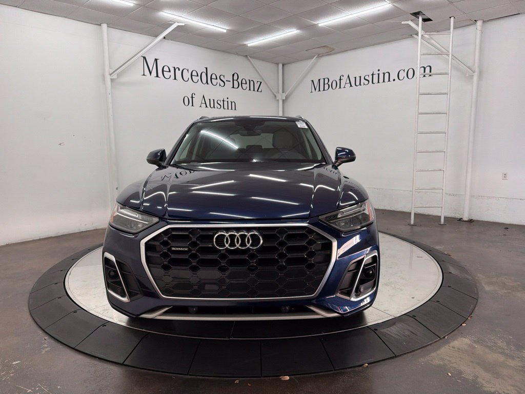 Used 2022 Audi Q5 2.0T Premium AWD/4WD image 2