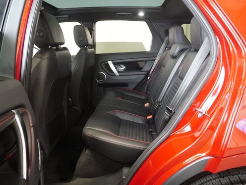Used 2023 Land Rover Discovery Sport SE R-Dynamic AWD/4WD image 13