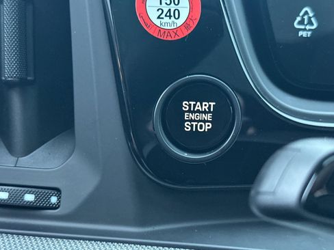 New 2026 Porsche Cayenne Coupe AWD/4WD image 23