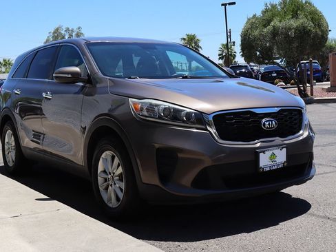 Used 2020 Kia Sorento FWD V6 image 14