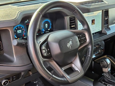 Certified 2025 Ford Bronco Badlands image 18