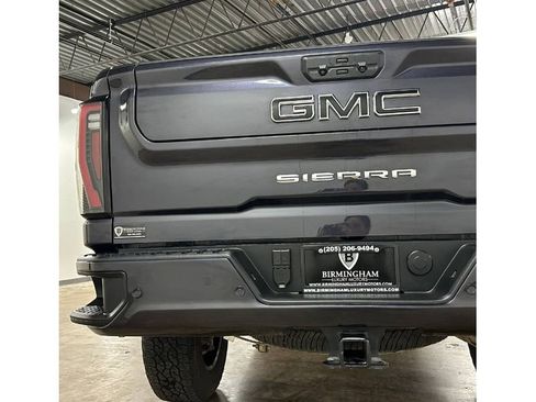 Used 2025 GMC Sierra 2500 AT4 w/ AT4 Premium Plus Package AWD/4WD image 19